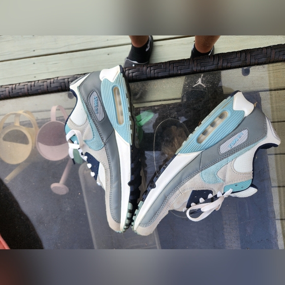 Nike Air Max 90 - Picture 4 of 12